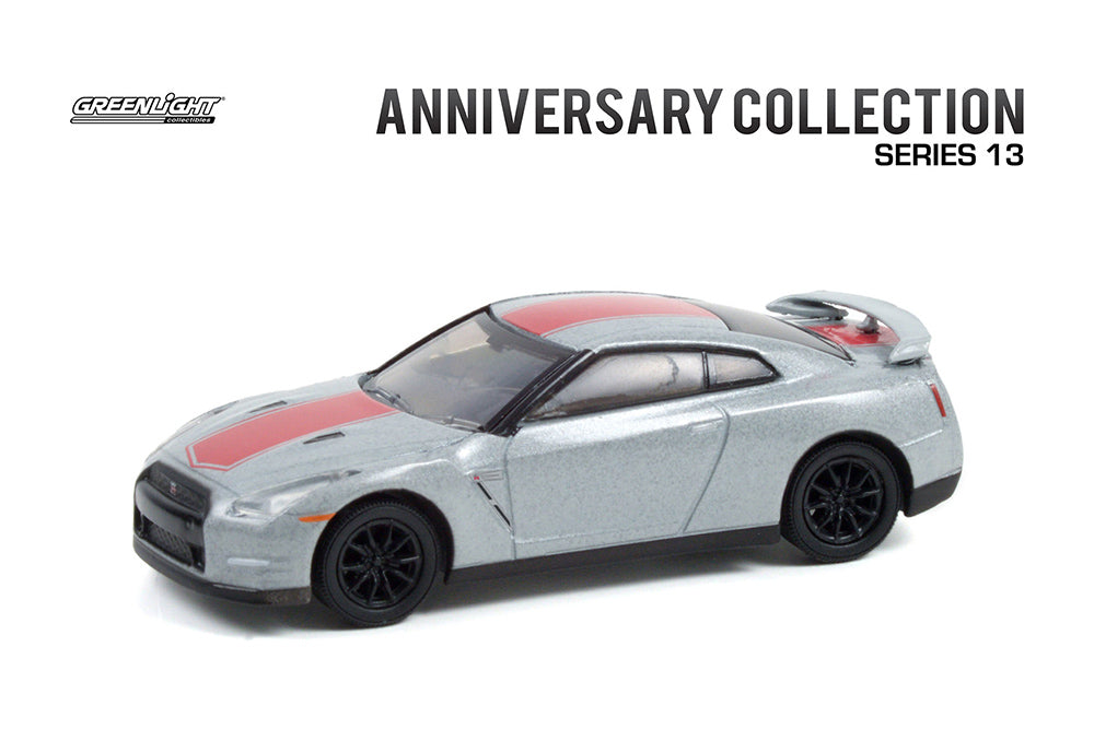 Nissan GT-R (35) Silver 50TH Anniversary Limited Edition 1/64 