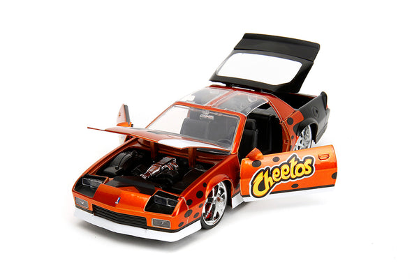 1985 Camaro Z/28 W. Chester Cheetah Figure Cheetos 1/24 Scale