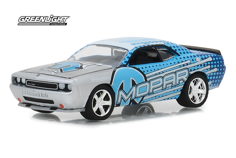 2009 Dodge Challenger SRT8 1/64 Diecast