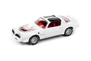 1977 Pontiac Firebird T/A White Bird on hood. 1/64 Diecast